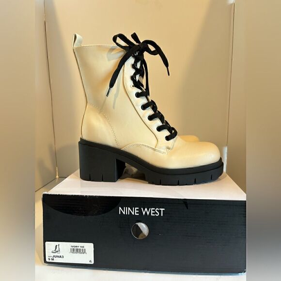 Nine West Women's Juna3 Combat Boot booties shoes ivory 9 - Picture 8 of 9